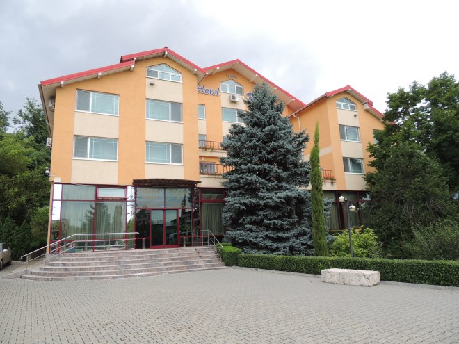 The Hotel Flora where our group stayed.